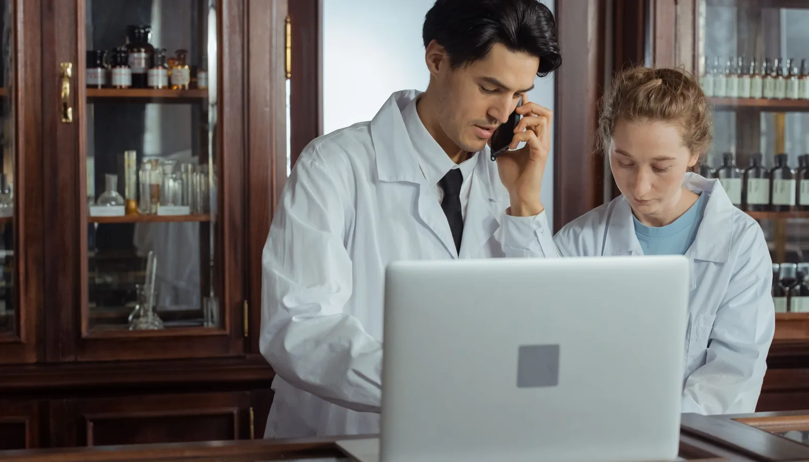 Digipharmacie : digitaliser factures et GED en officine